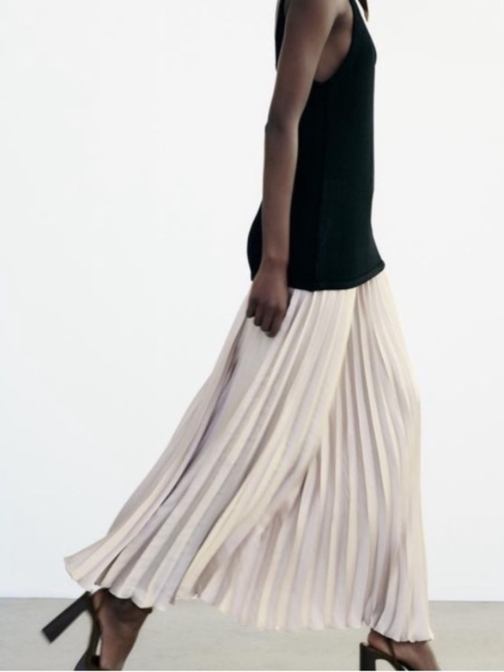 Zara Pleated Maxi Skirt in Soft Gold Champagne Size Medium